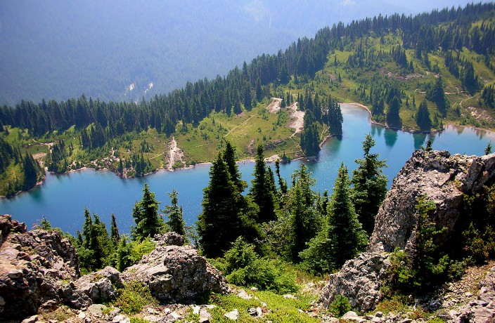 Lake George, a sparkling alpine jewel